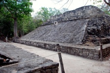 Cob - Ball court