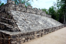 Cob - Ball court