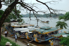 Hue Perfume River - Dragon Boat